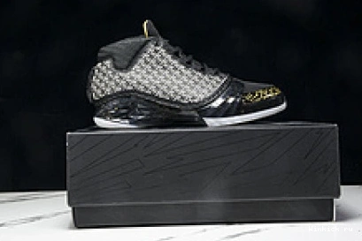 Room 23 Jordan Trophy Black 0806